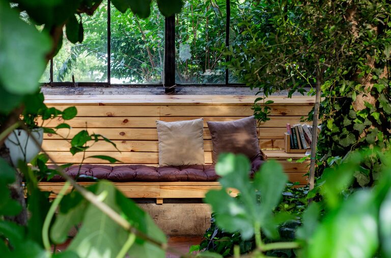 Tips for Creating a Cosy and Inviting Reading Nook at Home